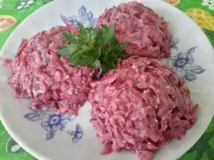 Mlečna salata sa cveklom