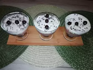 Čoko puding desert u čaši