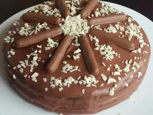 Laka i sočna čokoladna torta