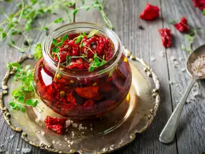 Kako pripremiti sušeni paradajz u maslinovom ulju?