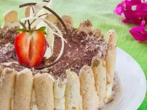 Torta od piškota sa dve vrste musa