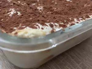 Tiramisu sa sitnim sirom i krem sirom