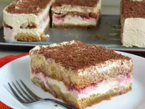 Jednostavan tiramisu sa malinama