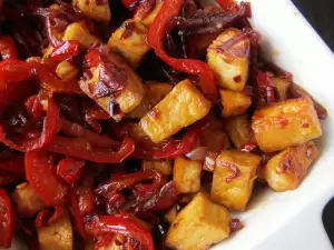 Pikantan tofu sa paprikama