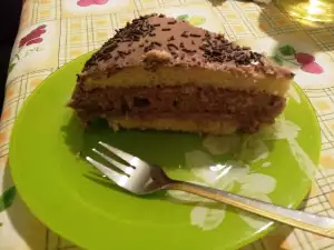 Domaća torta sa filom od brašna