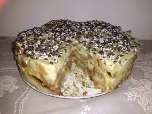 Sočna torta od starog uskršnjeg kolača