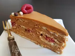 Torta sa malinama i Dulce de leche-om