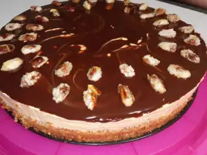 Torta sa orasima i karamelizovanim mlekom