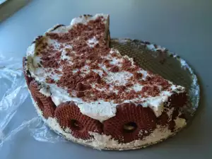 Torta sa breskvama i sitnim sirom