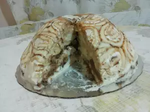 Torta sa gotovim rolatima i bananama