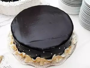 Čokoladna praznična torta