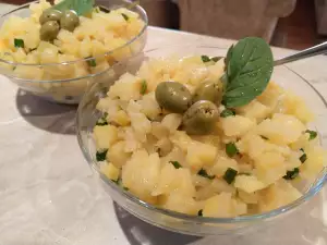 Tradicionalna krompir salata