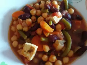 Brzi paprikaš sa tri vrste mahunarki