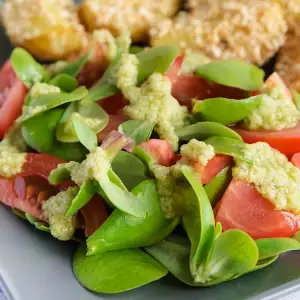 Salata sa tuštom