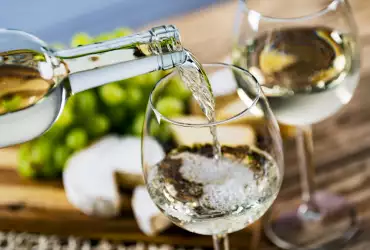 Uz šta treba da služimo belo vino?