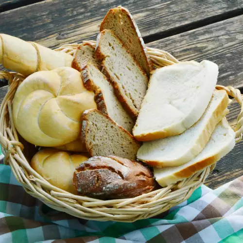 Kako da bajati hleb bude ponovo svež i mek