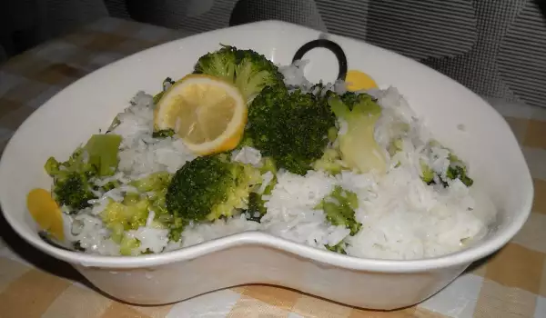 Vegetarijanski basmati pirinač sa brokolijem