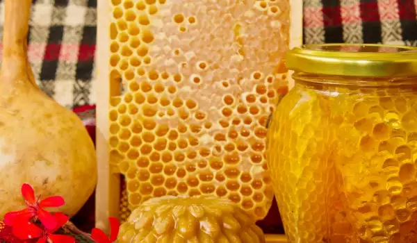Pčelinji proizvodi