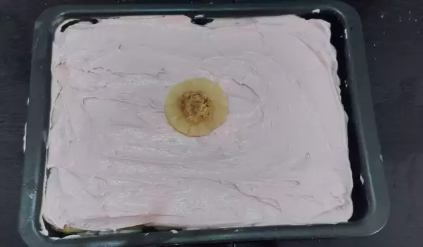 Ananas torta sa orasima na piškotama