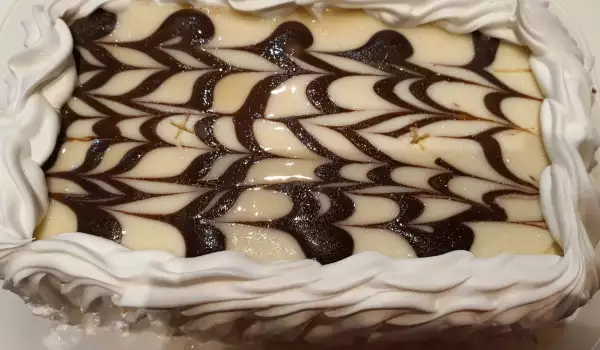 Keks torta u više slojeva
