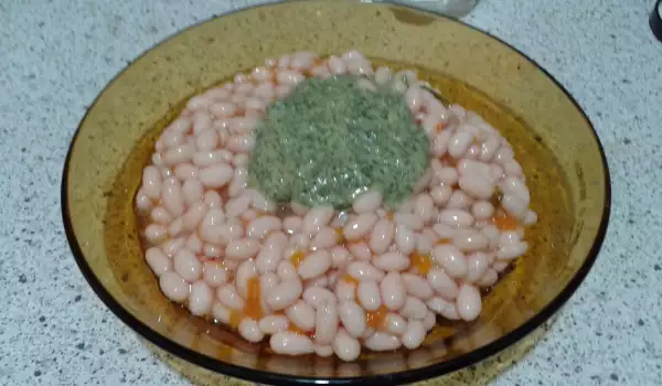Salata od pasulja sa pestom