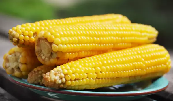 Šta sadrži kukuruz?