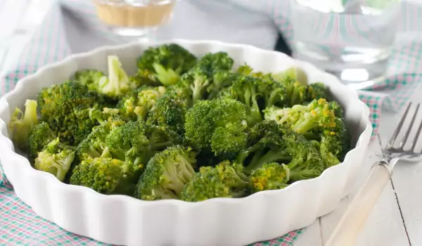 Kuvani brokoli za garnirung