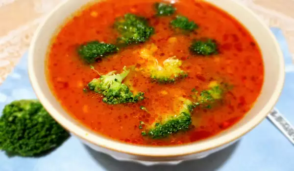 Supa od brokolija i paradajza