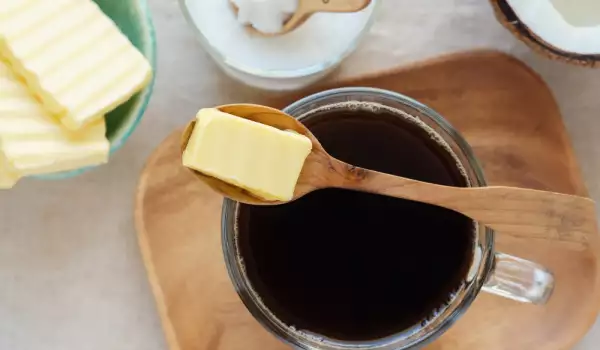 Kafa sa maslacem - kako se pravi i za šta je korisna