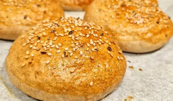Burger pogačice sa brašnom od spelte