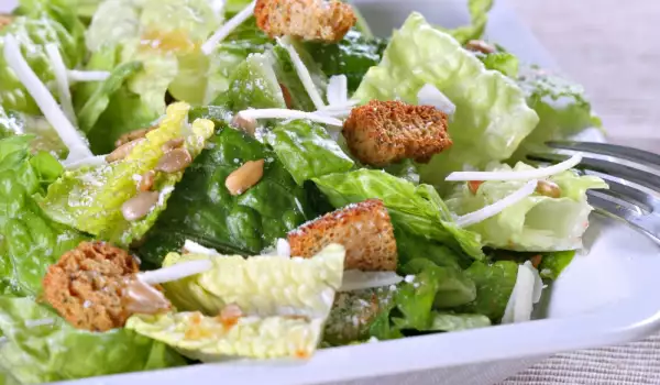 Cezar salata sa prelivom