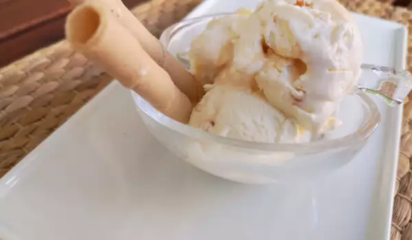 Domaći karamel sladoled