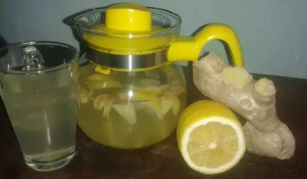 Čaj od svežeg đumbira i limuna