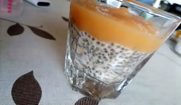 Čia puding sa kremom od mandarina