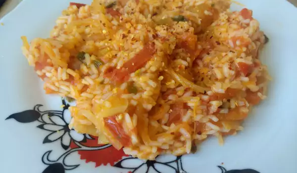 Čili rižoto s paradajzom i paprikom