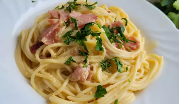 Klasične Špagete Karbonara