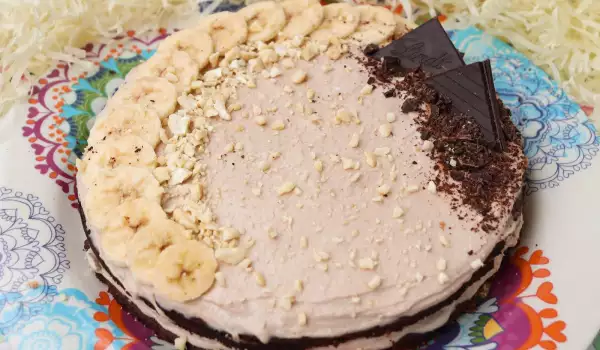 Kakao torta sa kremom od indijskog oraha