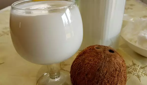 Domaći kokosov sirup