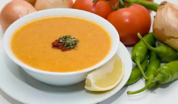 Krem supa od bundeve sa alevom paprikom