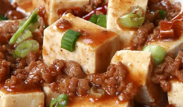 Tofu sa mlevenim mesom