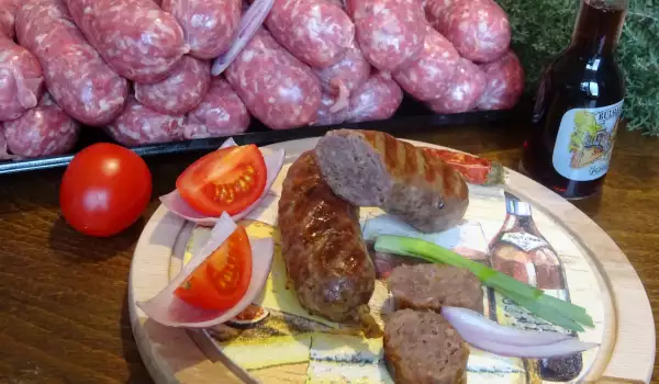 Domaća sirova kobasica od teletine