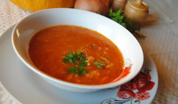 Supa od paradajza sa prazilukom i fidom
