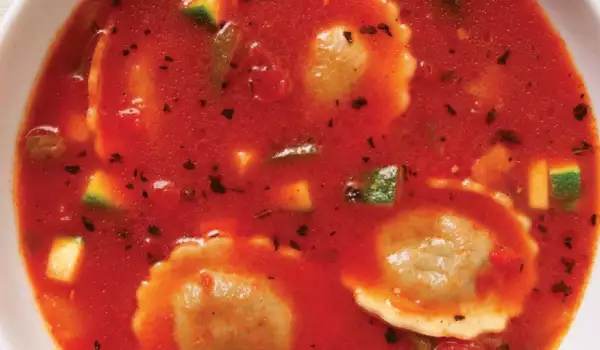 Supa sa raviolima i paradajzom