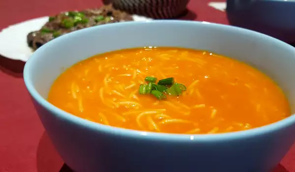 Posna paradajz supa sa fidom