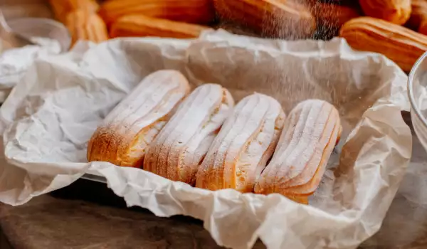 Kuvano testo za eklere i profiterole