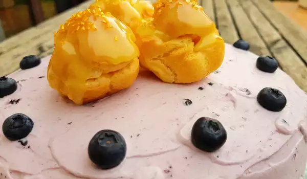 Torta od eklera sa borovnicama