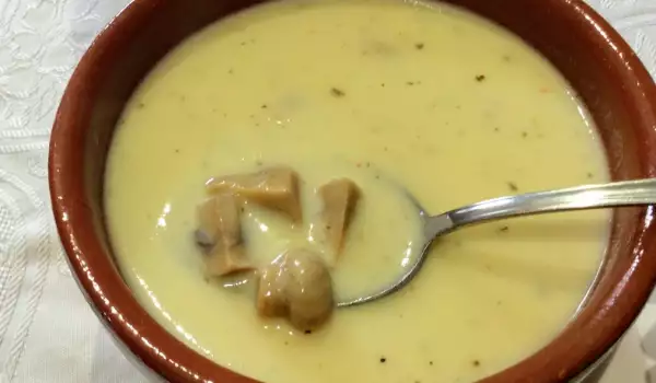 Supa od pečuraka sa mirođijom