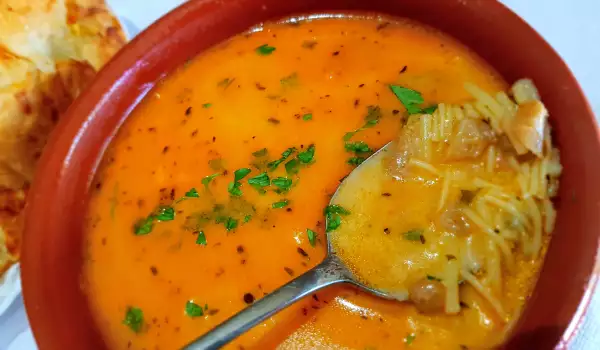 Supa od pečuraka sa majčinom dušicom i celerom