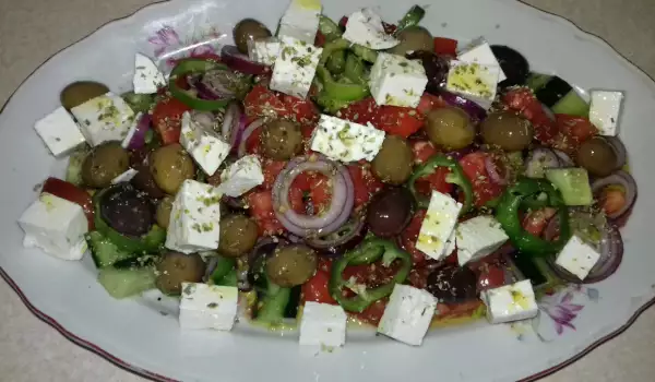 Originalna grčka salata