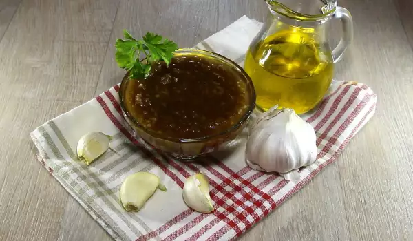 Grčki sos od belog luka - Skordalia